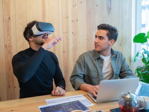 Como-a-Realidade-Aumentada-e-Virtual-estao-Transformando-o-Marketing-e-a-Experiencia-do-Consumidor-6 Como a Realidade Aumentada e Virtual estão Transformando o Marketing e a Experiência do Consumidor!