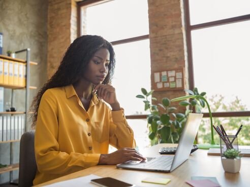 7-Formas-de-como-o-Empreendedorismo-Feminino-esta-Revolucionando-o-Mercado-com-Inclusao-Inovacao-e-Lucro-1 7 Formas de como o Empreendedorismo Feminino está Revolucionando o Mercado com Inclusão, Inovação e Lucro!