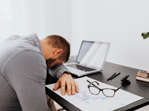 5-Motivos-Ocultos-que-Fazem-Voce-Desistir-no-Meio-do-Caminho-E-Como-Quebrar-Esse-Ciclo-2 5 Motivos Ocultos que Fazem Você Desistir no Meio do Caminho (E Como Quebrar Esse Ciclo)!